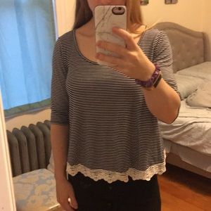 Francesca’s Blue Striped Key Hole Back 3/4 Sleeve